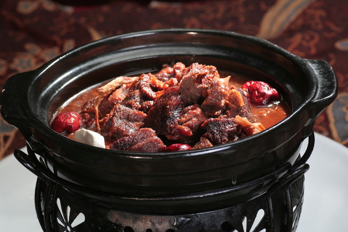 滋补炖鹿肉