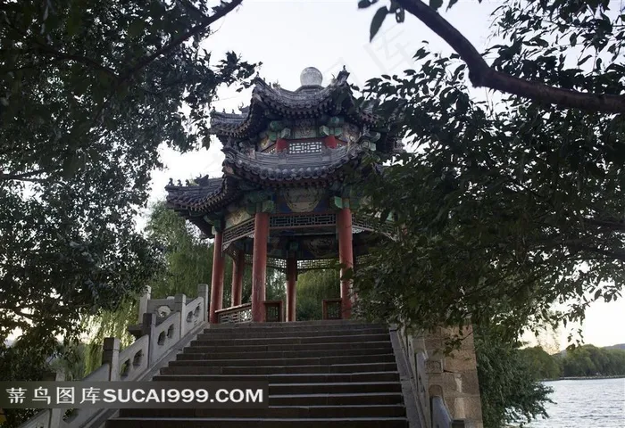 颐和园亭子建筑摄影