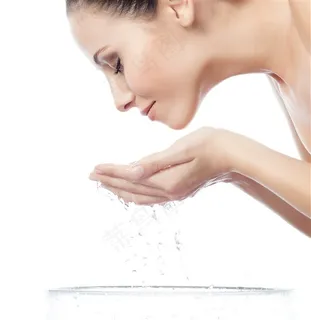 洗脸补水护肤美女人物摄影高清图片