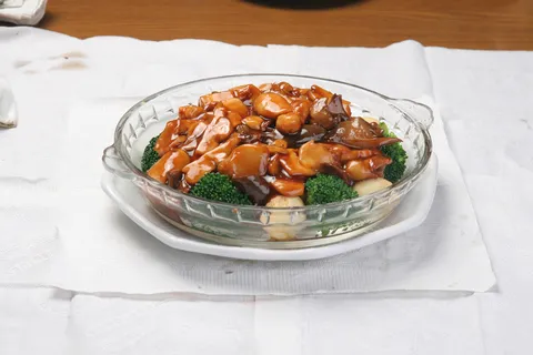 43野山菌烩鸽蛋-正定美食城