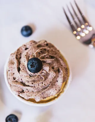 蛋糕店小蛋糕慕斯美食甜品图片