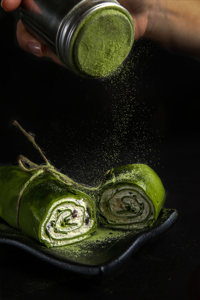 蛋糕店小蛋糕慕斯美食甜品图片