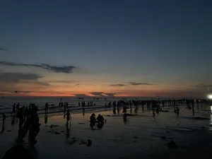 傍晚晚霞海边