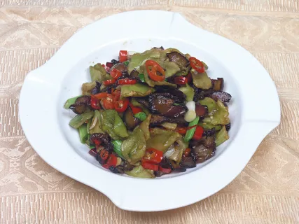 0711c-385干窝笋炒腊肉 0711c-385干窝笋炒腊肉