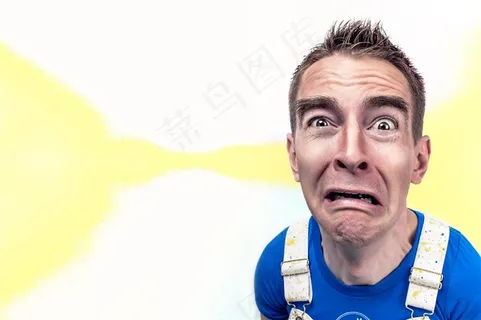 面部表情夸张丰富的人大图 面部表情夸张丰富的人大图