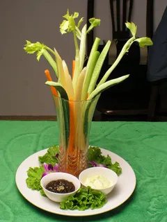 0126笔筒沙拉.JPG_1 0126笔筒沙拉.JPG_1