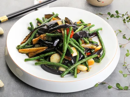长豆角烧茄子 长豆角烧茄子