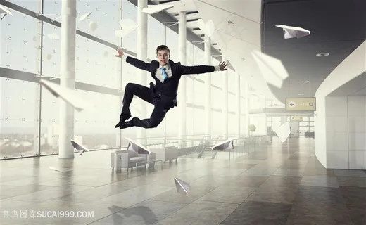 商务人士与飞舞的文件夹创意广告