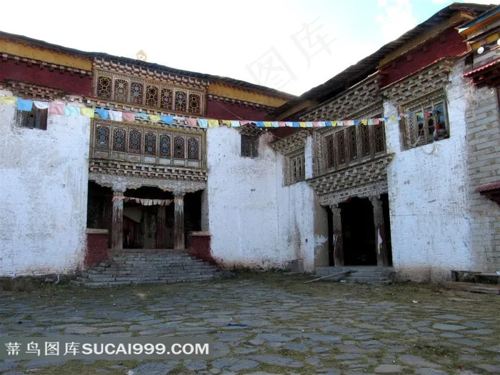 四川稻城傍河乡扎朗寺寺院房屋建筑景观图片素材