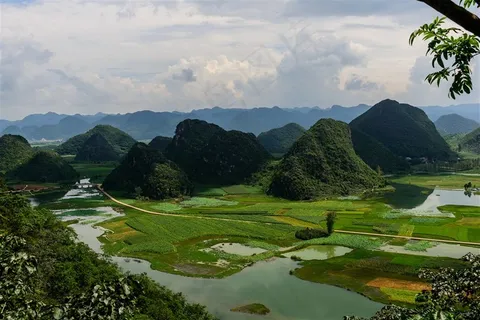云南普者黑美景图片素材 云南普者黑美景图片素材