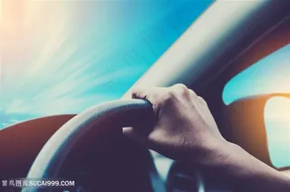 开车驾驶的人高清图片