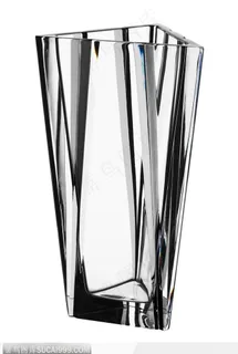 玻璃艺术-三角形的玻璃艺术品