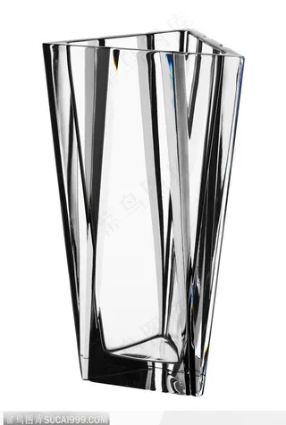 玻璃艺术-三角形的玻璃艺术品