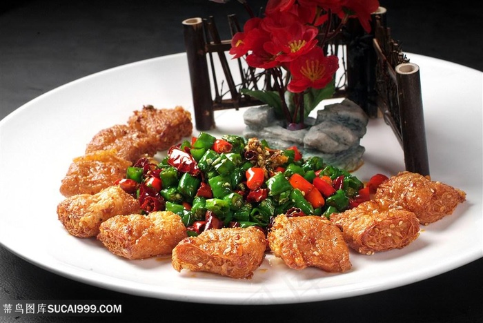 川香腐皮卷中华美食摄影图