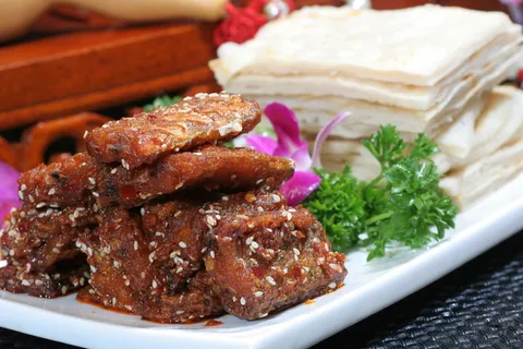 烙饼卷带鱼 20元