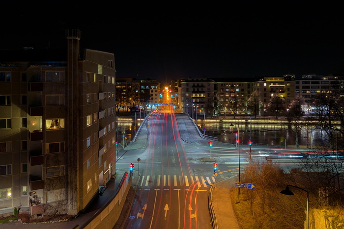 城市十字路夜景图片