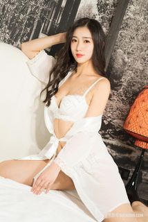 国产精品自拍姜璐性感睡袍写真图片