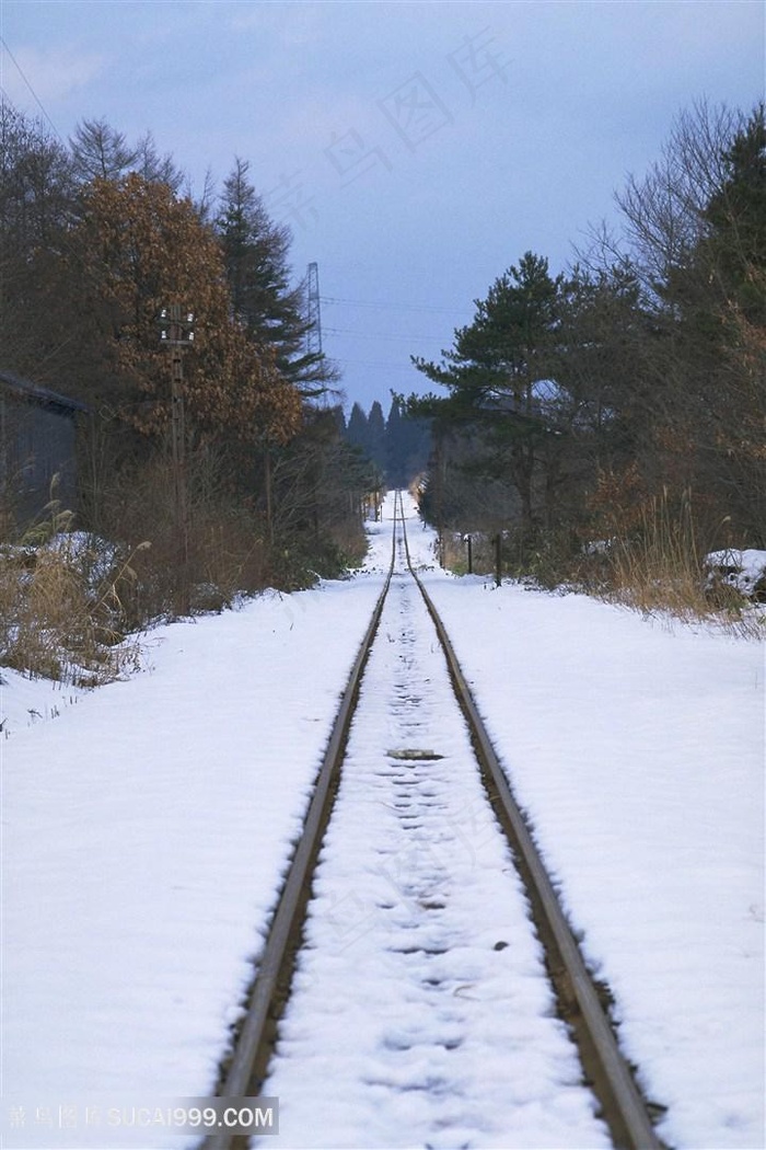 铁路雪景壁纸