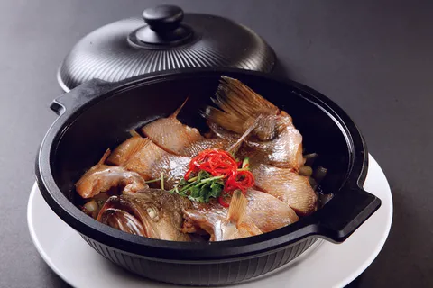 生锔鲈鱼  生锔鲈鱼