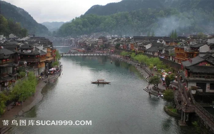 河流古建筑摄影图