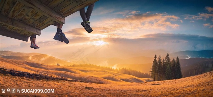 唯美自然景色与坐在木板的人物