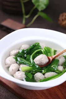 碧绿虾丸汤 碧绿虾丸汤
