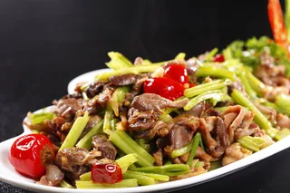 小土芹炒鸡杂 (1)