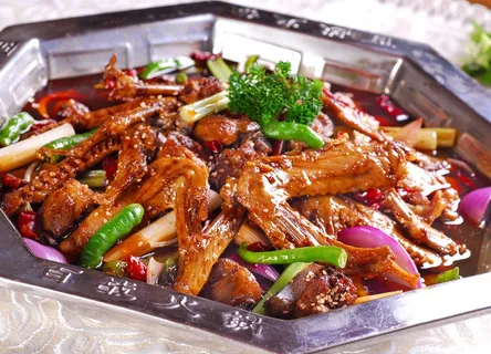 干锅美食焖锅湘菜麻辣香辣纸锅干锅精品翅排