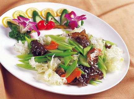 CXC01987芥兰炒双耳