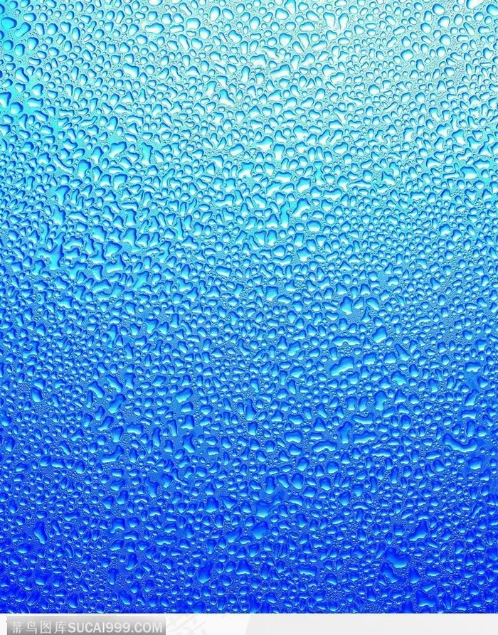 蓝色底板上的水珠