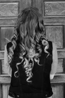 长发烫卷发发型图片