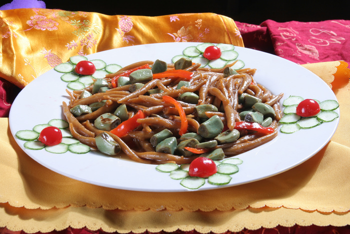 27腊八蒜炒莜面鱼 昭君