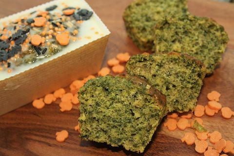 绿色芥末蛋糕图片