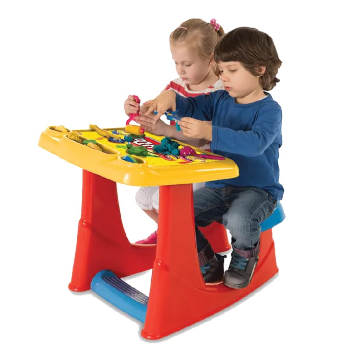 孩子玩玩具塑料玩具少儿兴趣班