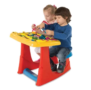 孩子玩玩具塑料玩具少儿兴趣班