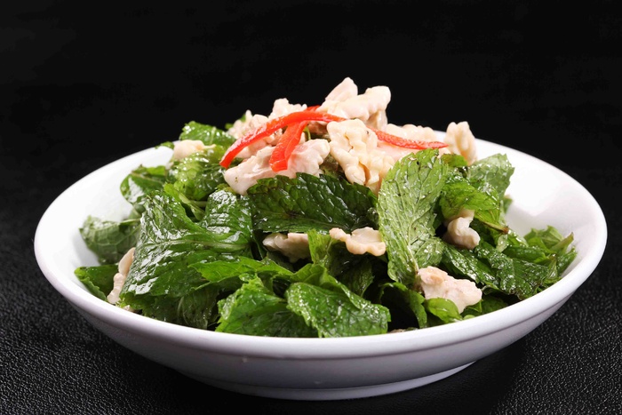 食香菜拌桃仁