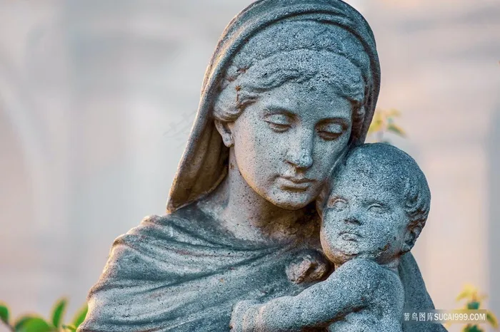 圣母玛利亚与幼子耶稣雕塑图片