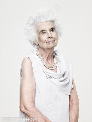 宣传画册广告素材 花白头发的时尚外国老年人