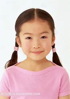 扎辫子的小女孩摄影素材
