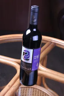 法西兰卿卿塞纳-名典咖啡