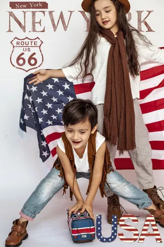 儿童潮童单片PSD模版120款