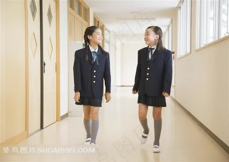 聊天的学生摄影