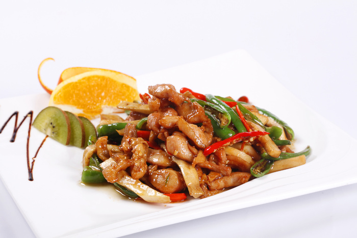 杏鲍菇炒鸡柳