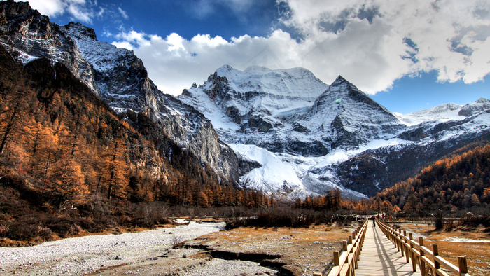 雪山小路