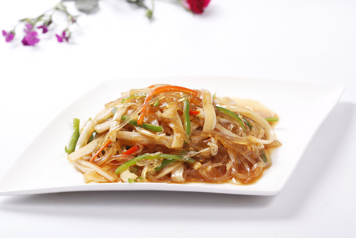 水晶粉丝炒酸白菜
