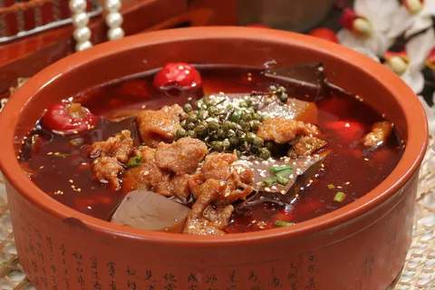 鸭血烧牛柳28元 (1)