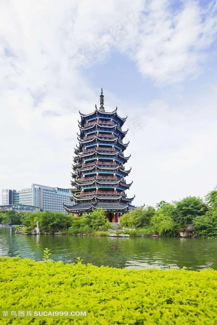 桂林两江四湖日月塔