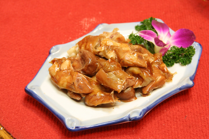酱羊蹄