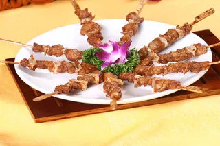 38 骨肉相连 熟人美食