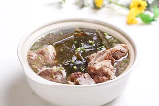 D00307腿精骨炖海带 (1)